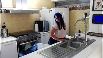 Kötü Komşu...