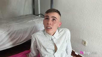 Genç (18+)...